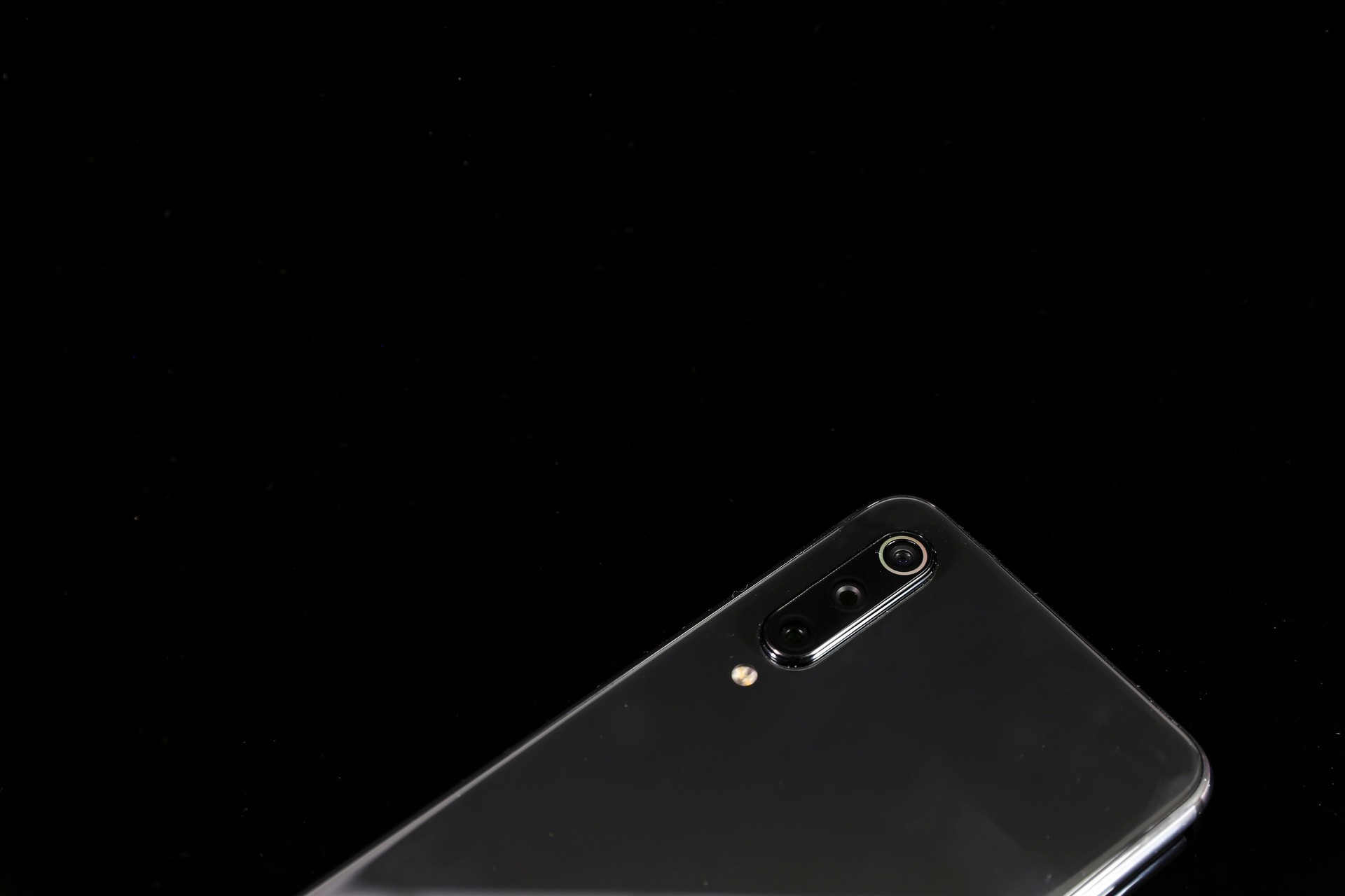 Xiaomi Mi 9, smart phone